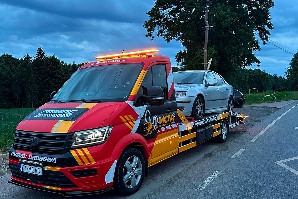 Laweta M-Car z pojazdem klienta